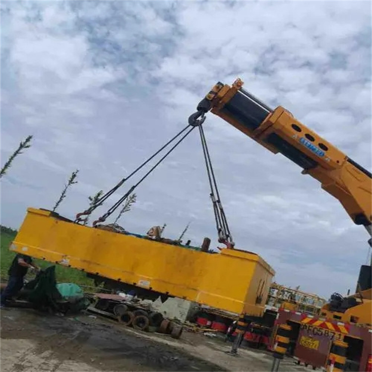 茶陵随车吊吊集装箱怎么吊